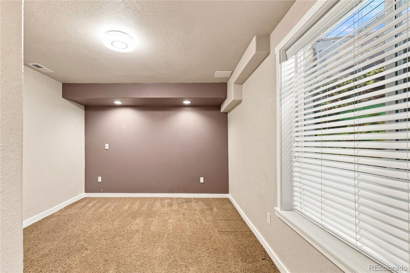 MLS Image #36 for 5565  jericho court,denver, Colorado