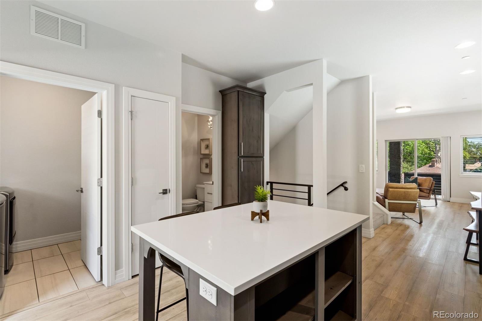 MLS Image #8 for 417 n chestnut street,colorado springs, Colorado