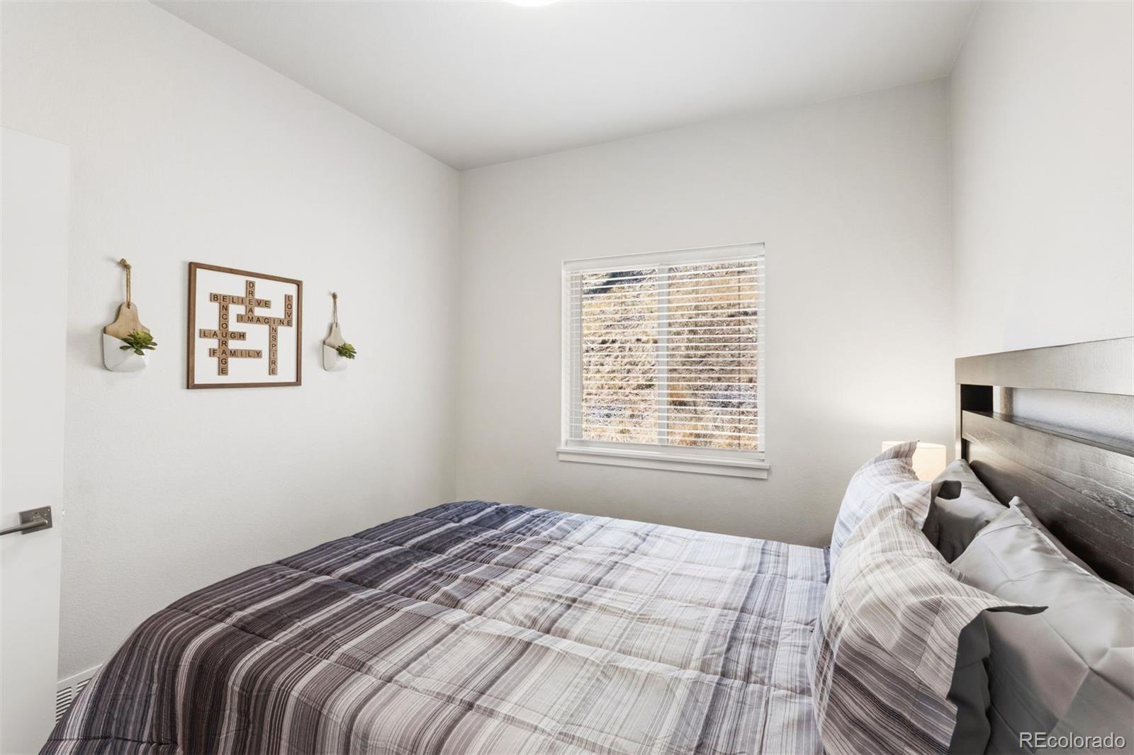 MLS Image #19 for 419 n chestnut street,colorado springs, Colorado