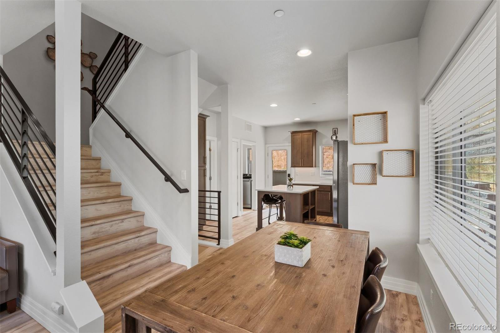 MLS Image #7 for 419 n chestnut street,colorado springs, Colorado