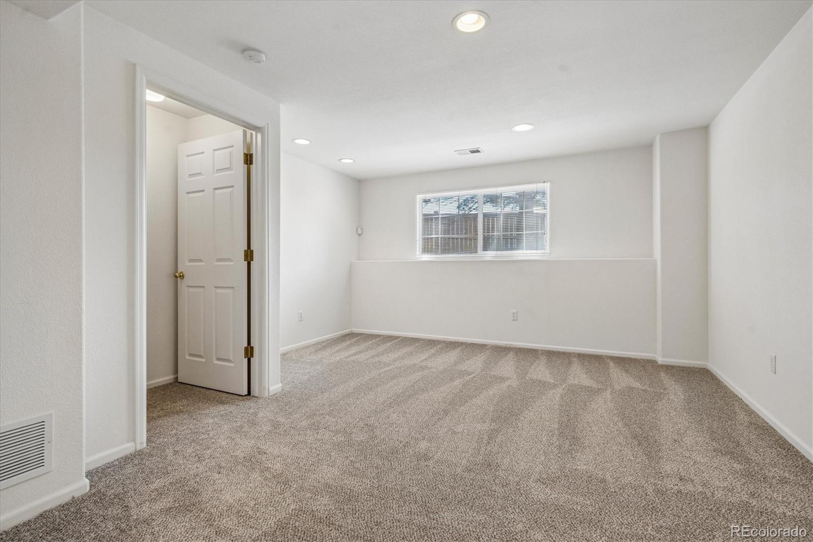 MLS Image #25 for 126  woodland court,highlands ranch, Colorado