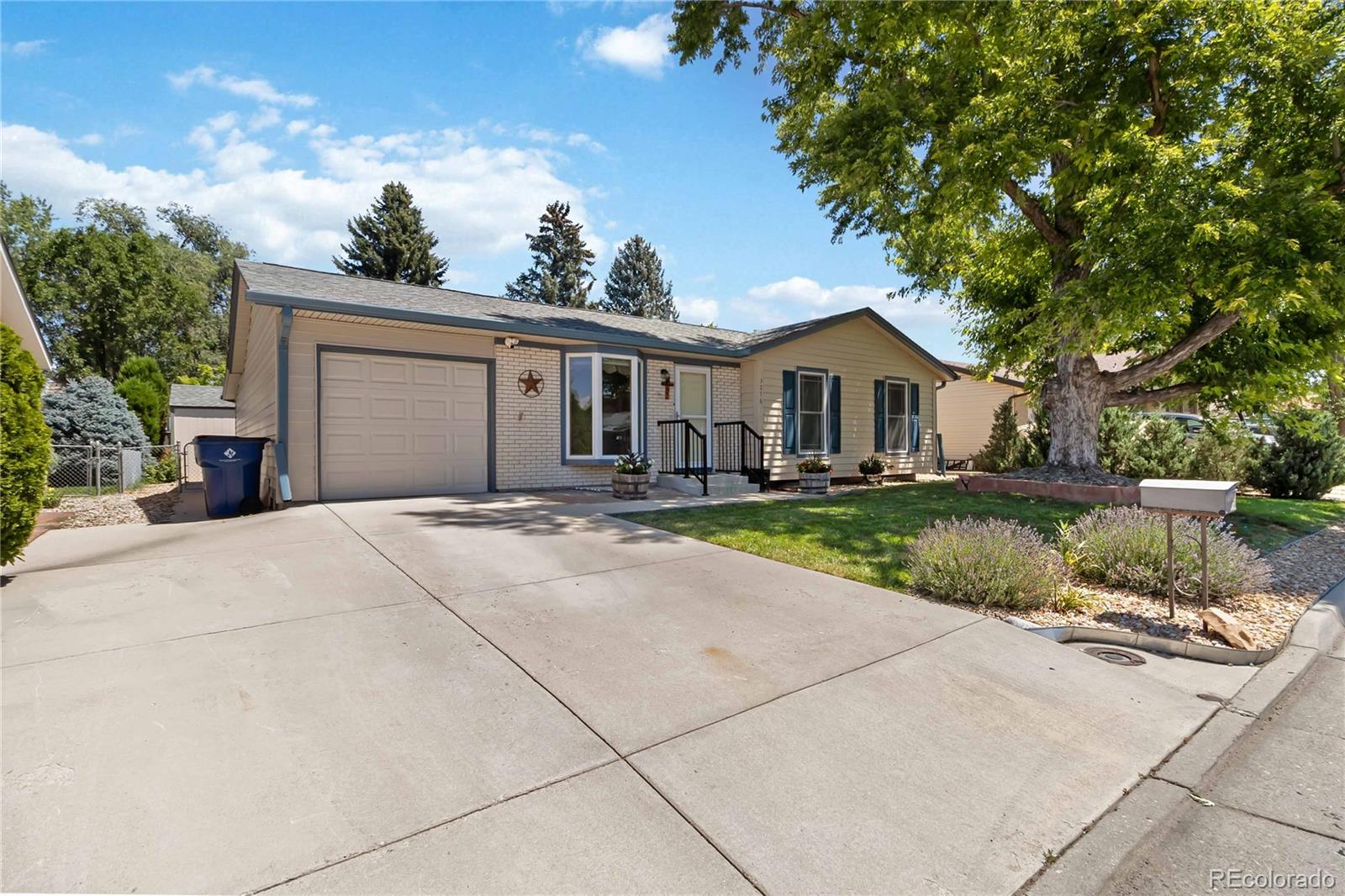 MLS Image #3 for 3276 s hoyt way,denver, Colorado