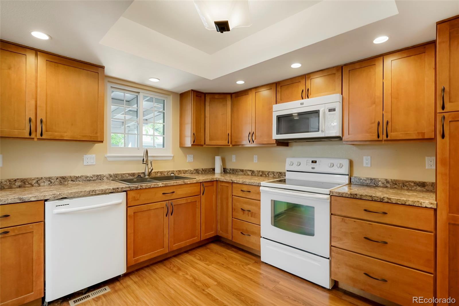MLS Image #5 for 13703 e marina drive a,aurora, Colorado