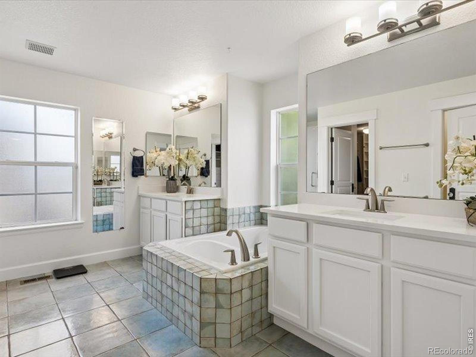MLS Image #21 for 8775 e 28th avenue,denver, Colorado