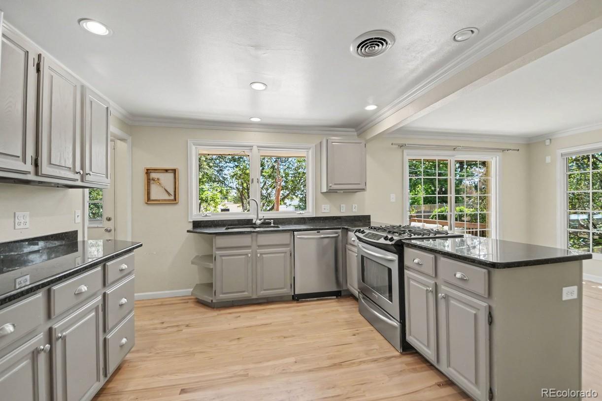 MLS Image #23 for 700 s arbutus street,denver, Colorado
