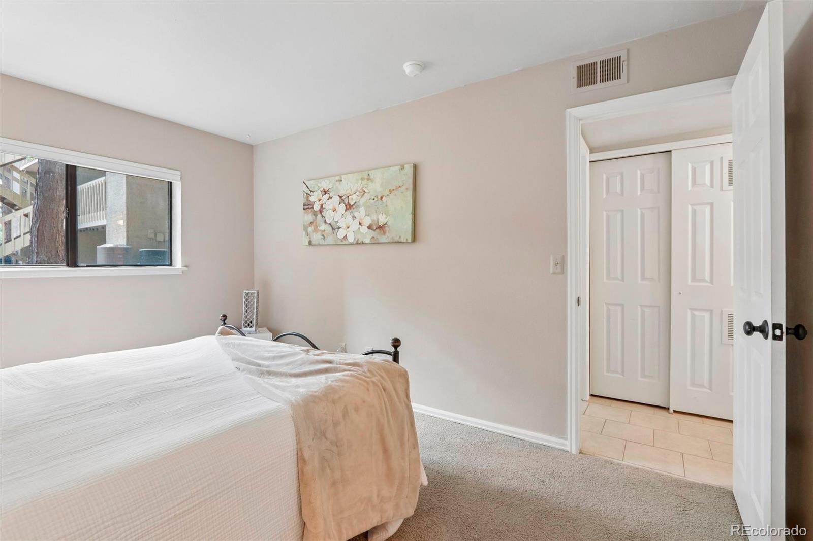 MLS Image #16 for 60 s boulder circle,boulder, Colorado