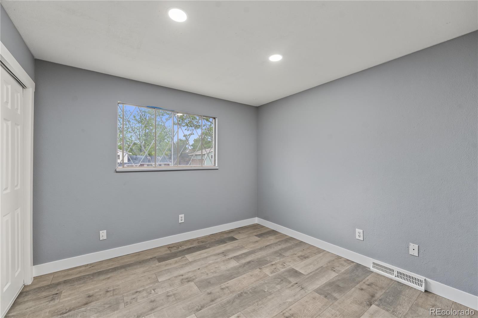 MLS Image #16 for 1259  dearborn street,aurora, Colorado