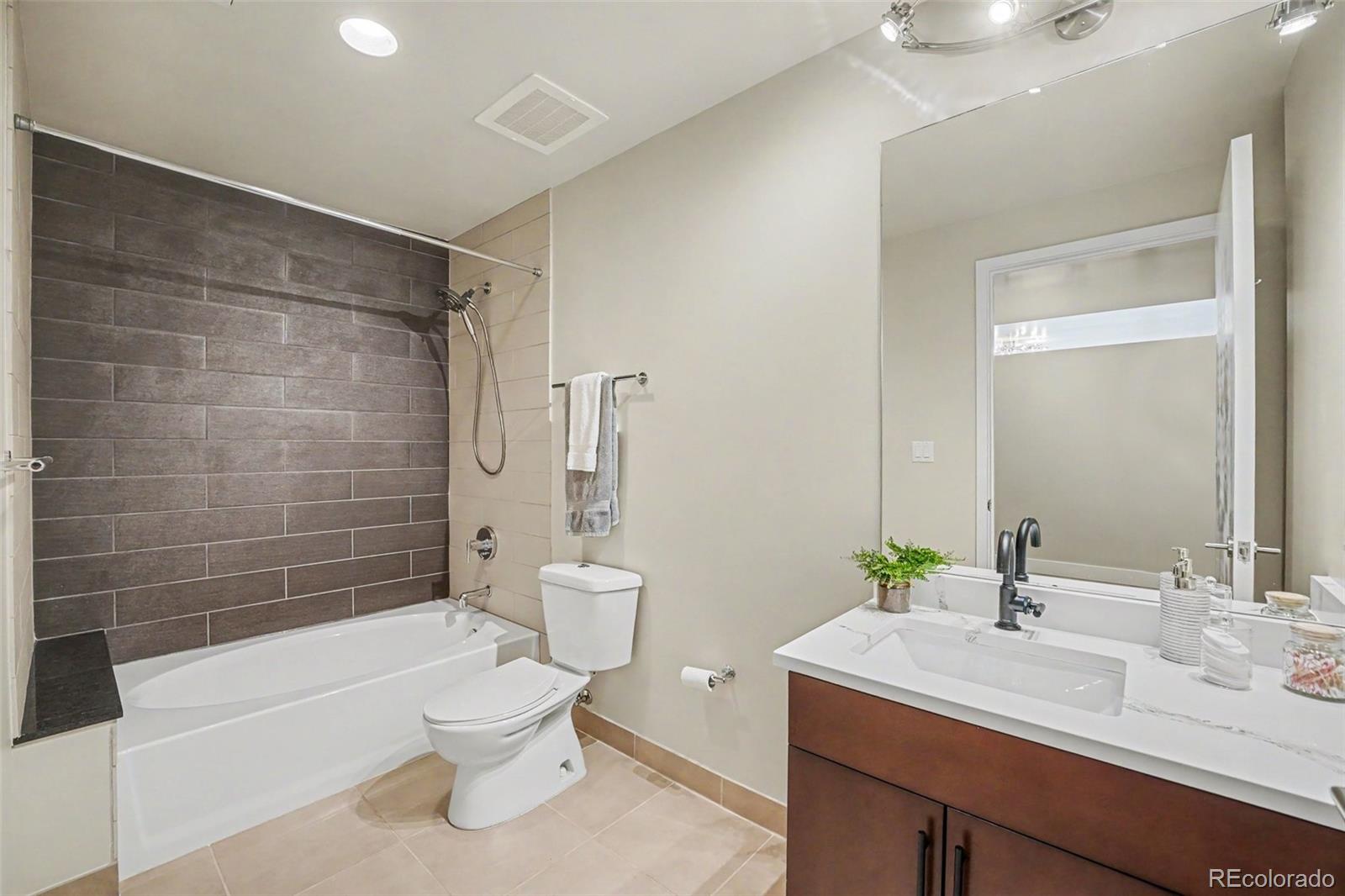 MLS Image #28 for 891  14th street 1610,denver, Colorado
