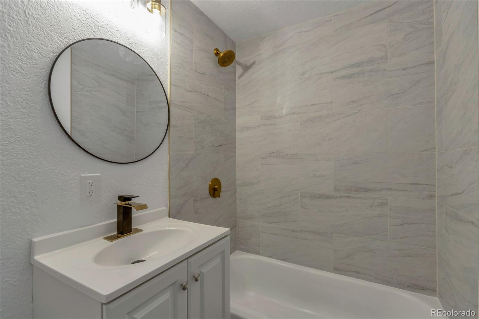 MLS Image #16 for 1172  iola street,aurora, Colorado