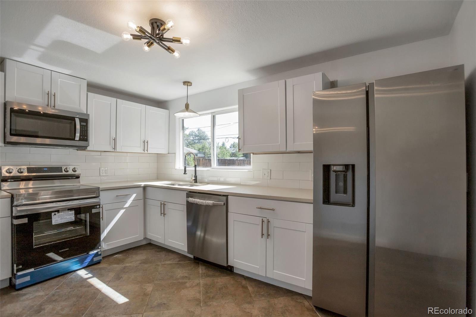 MLS Image #3 for 1172  iola street,aurora, Colorado
