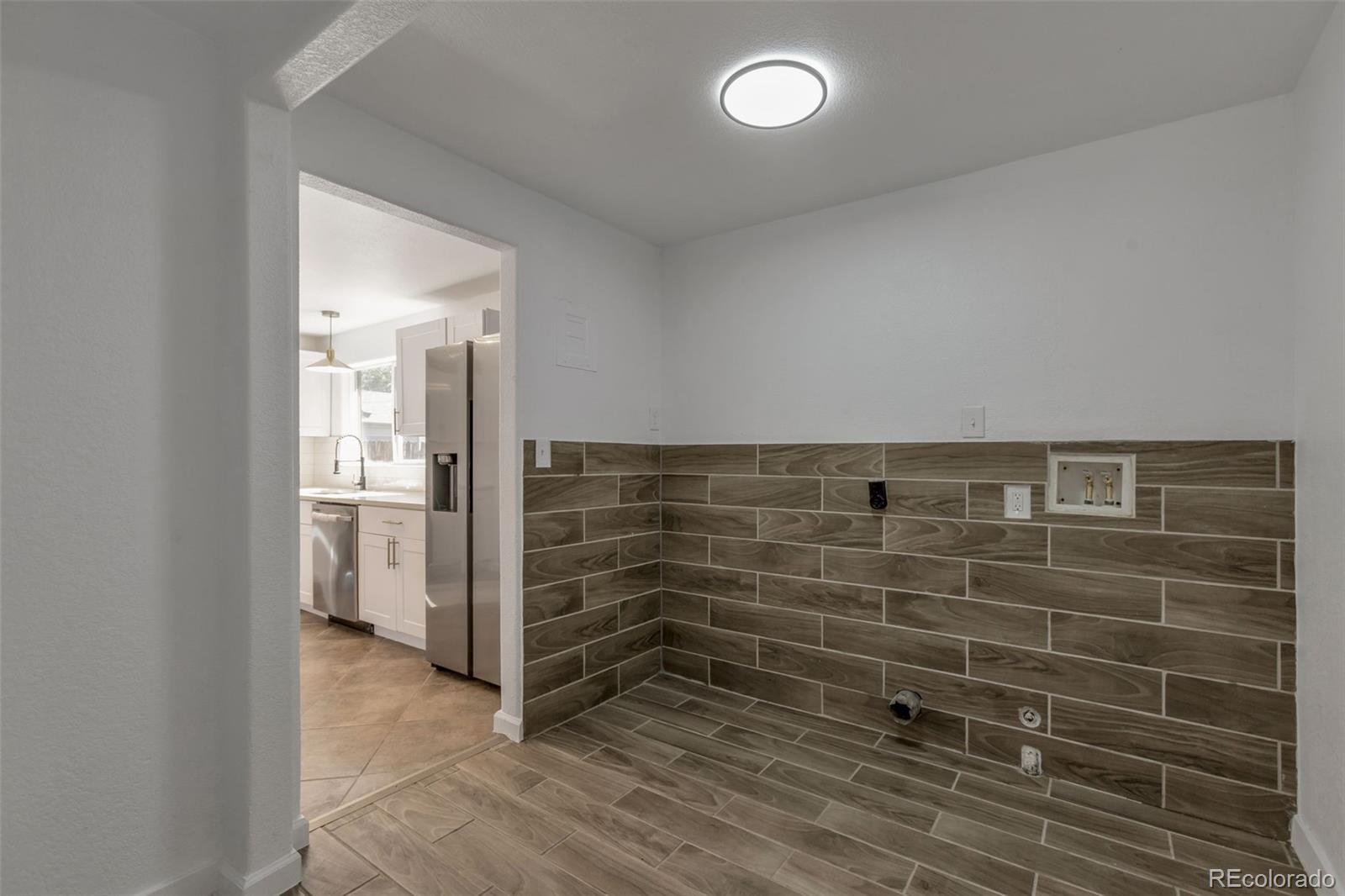 MLS Image #5 for 1172  iola street,aurora, Colorado