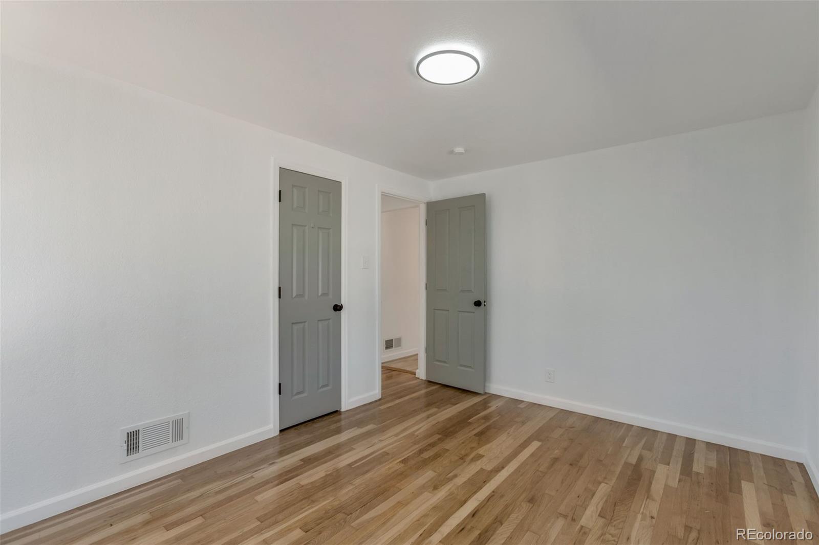 MLS Image #7 for 1172  iola street,aurora, Colorado
