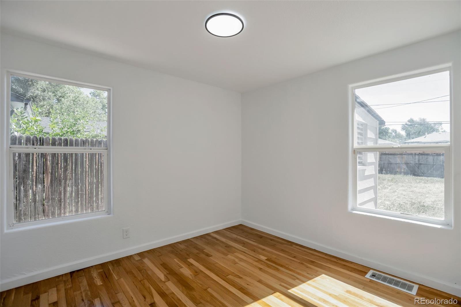 MLS Image #8 for 1172  iola street,aurora, Colorado