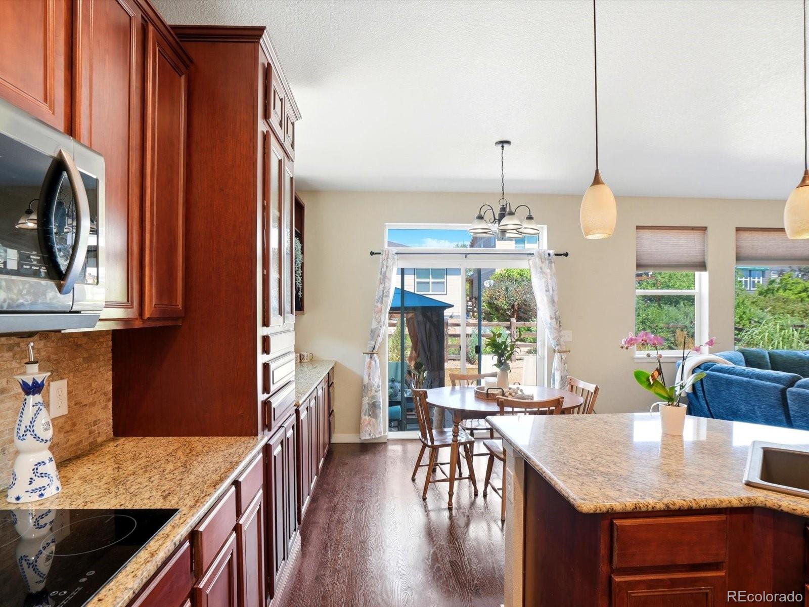 MLS Image #10 for 14119 w 89th loop,arvada, Colorado