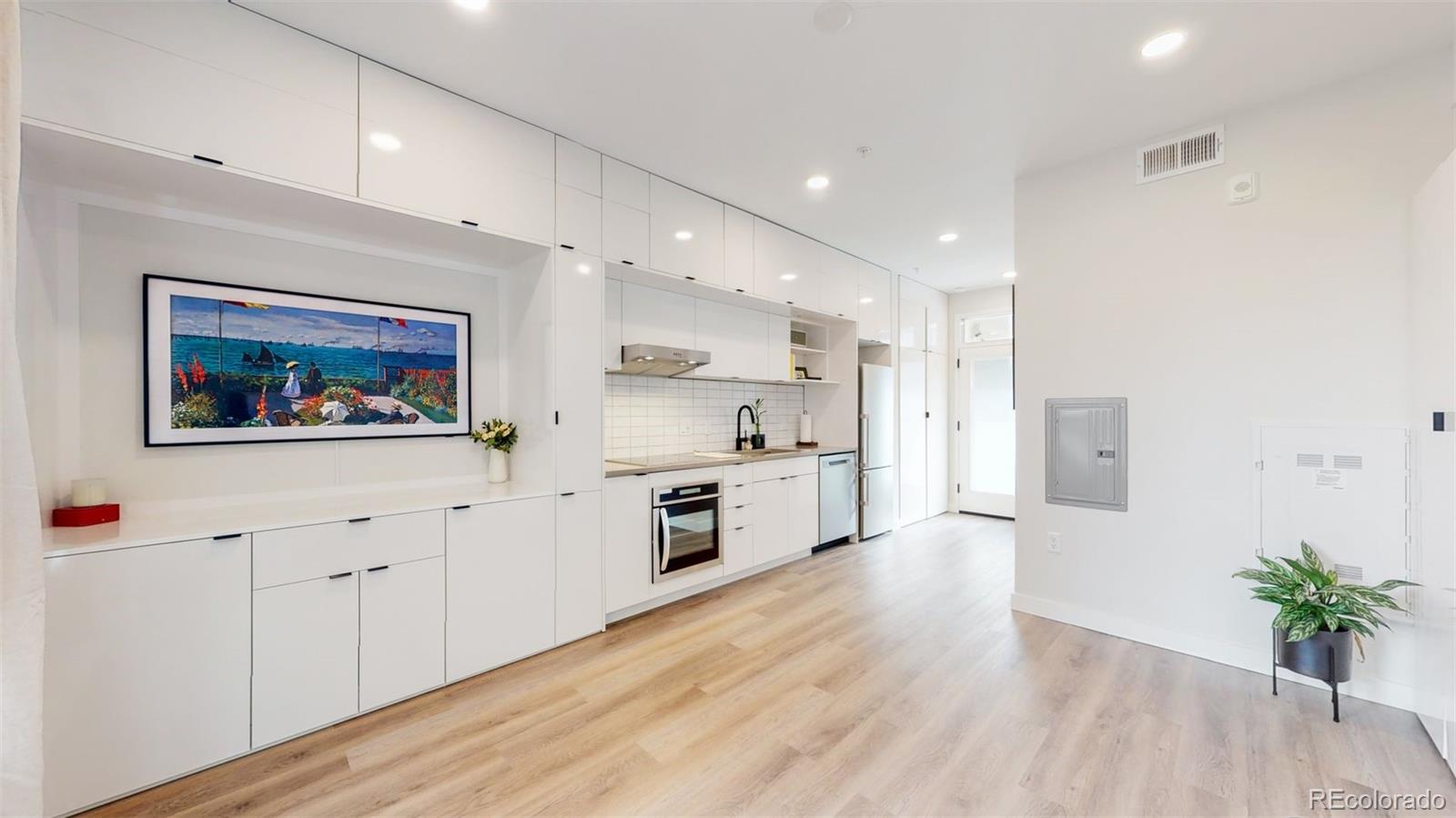 MLS Image #3 for 2120 n downing street,denver, Colorado