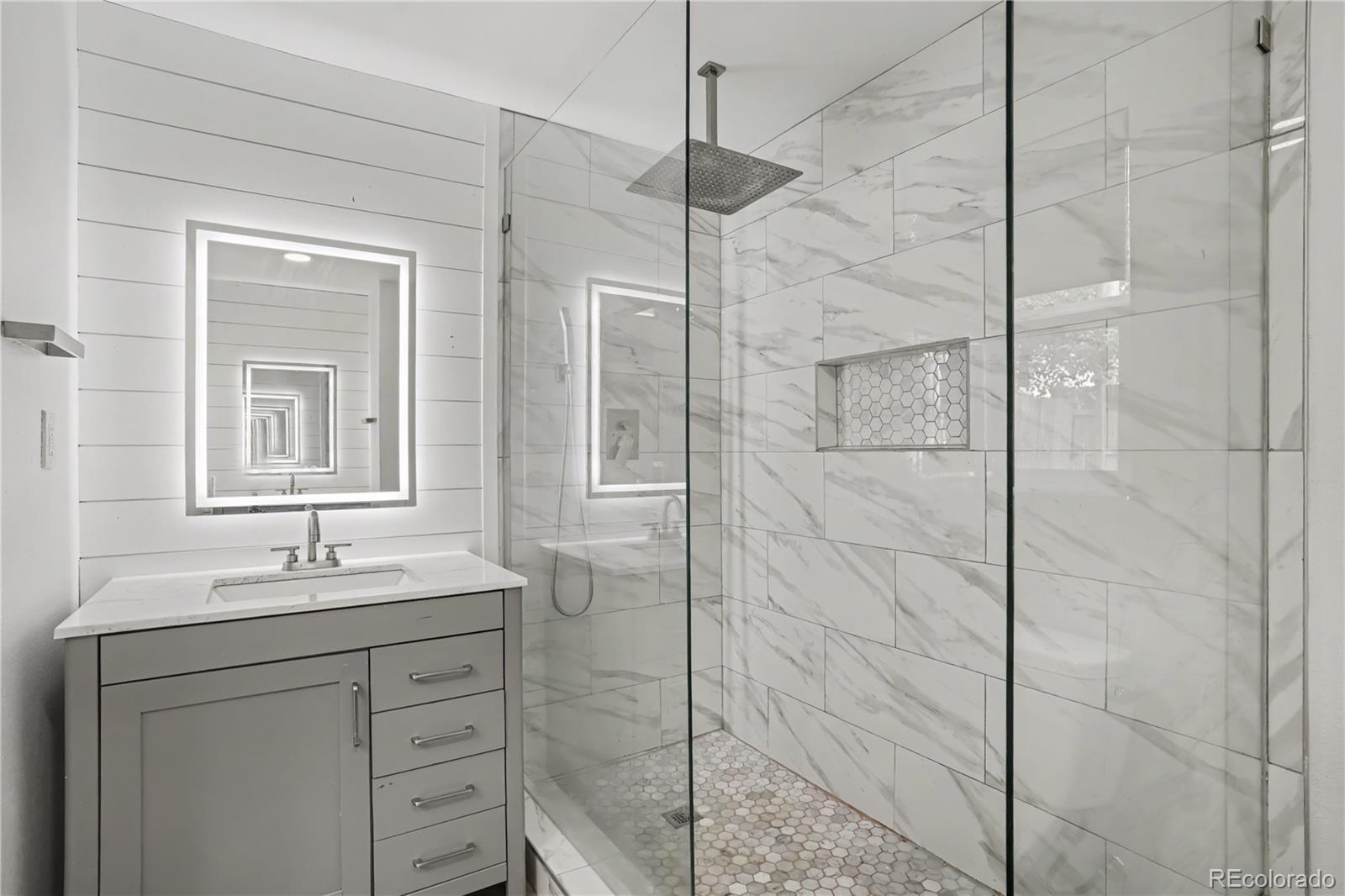 MLS Image #10 for 2266 s humboldt street,denver, Colorado
