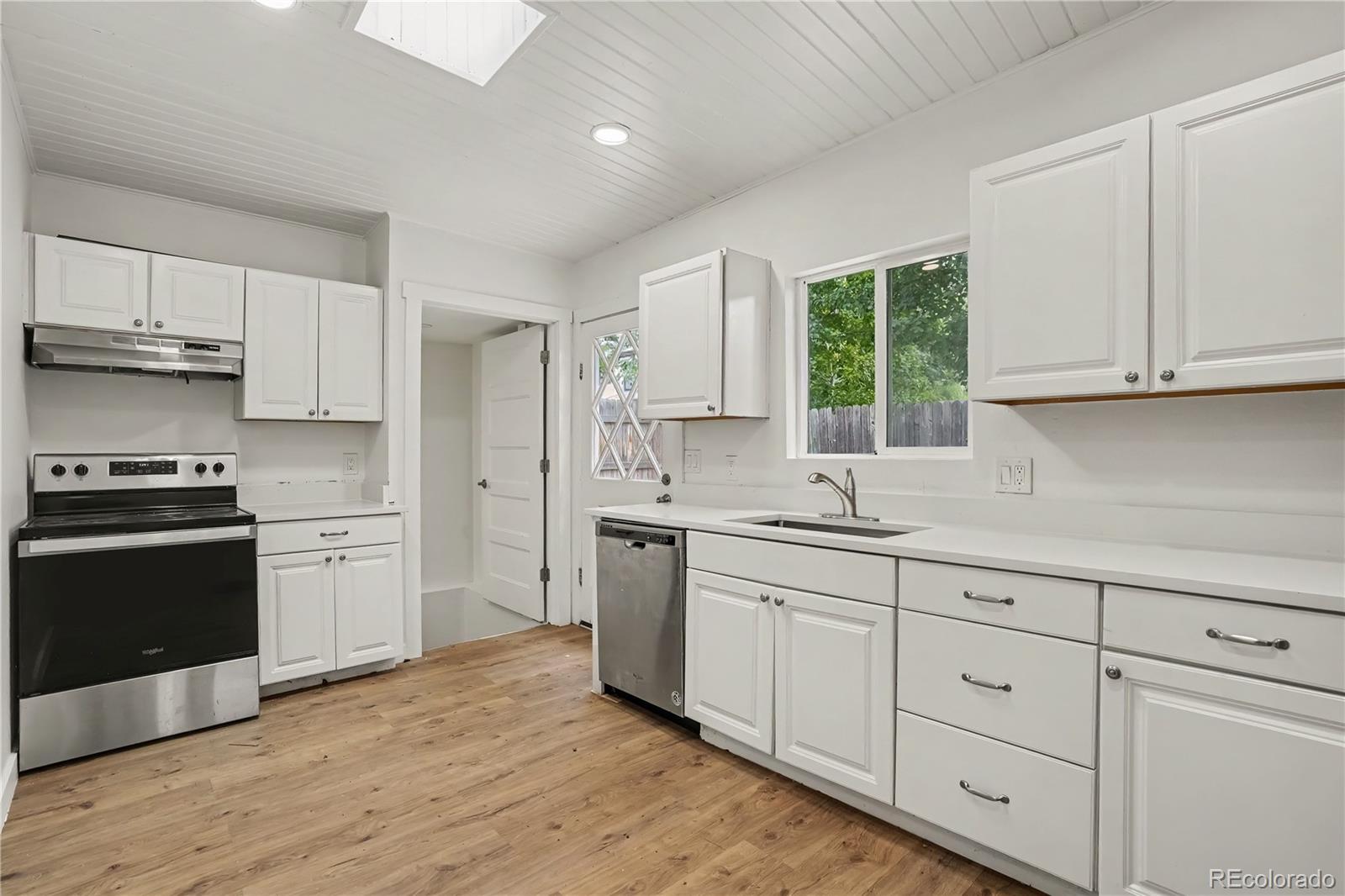MLS Image #5 for 2266 s humboldt street,denver, Colorado
