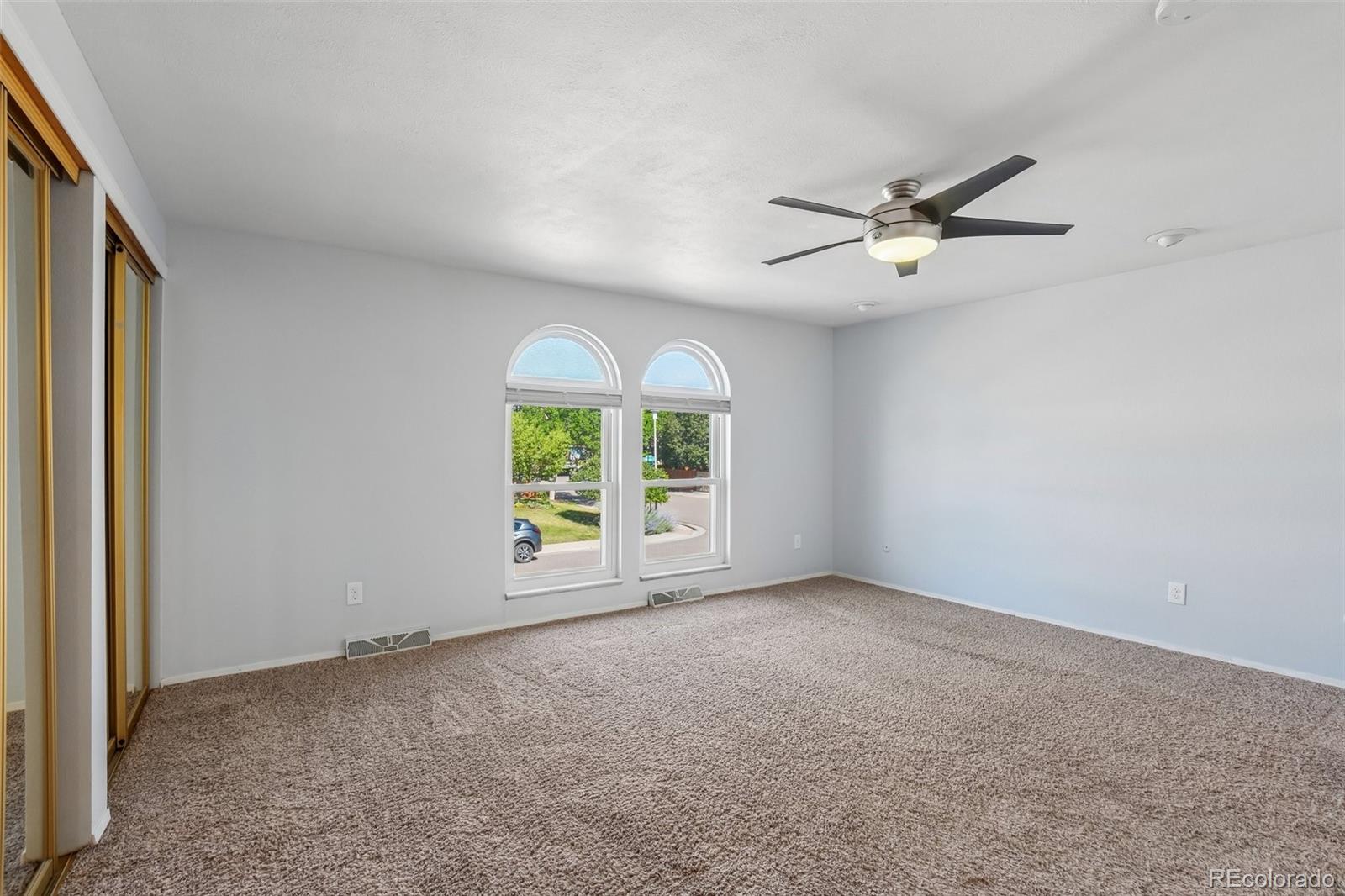 MLS Image #18 for 4052 s willow way,denver, Colorado
