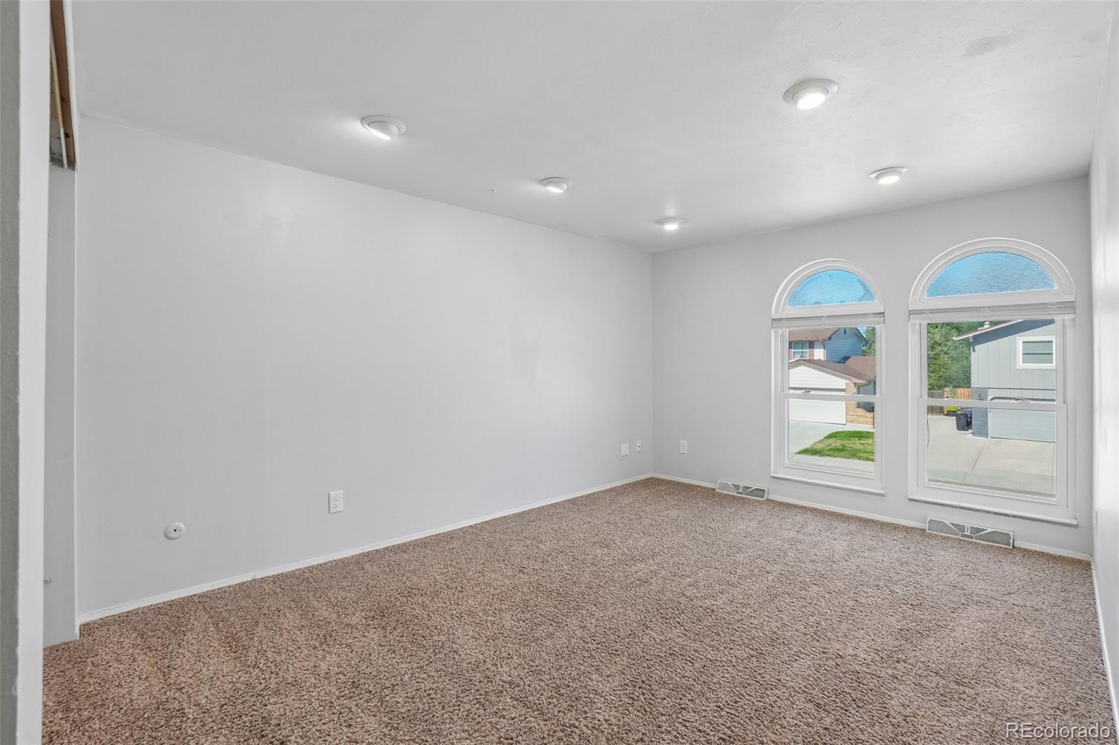 MLS Image #24 for 4052 s willow way,denver, Colorado