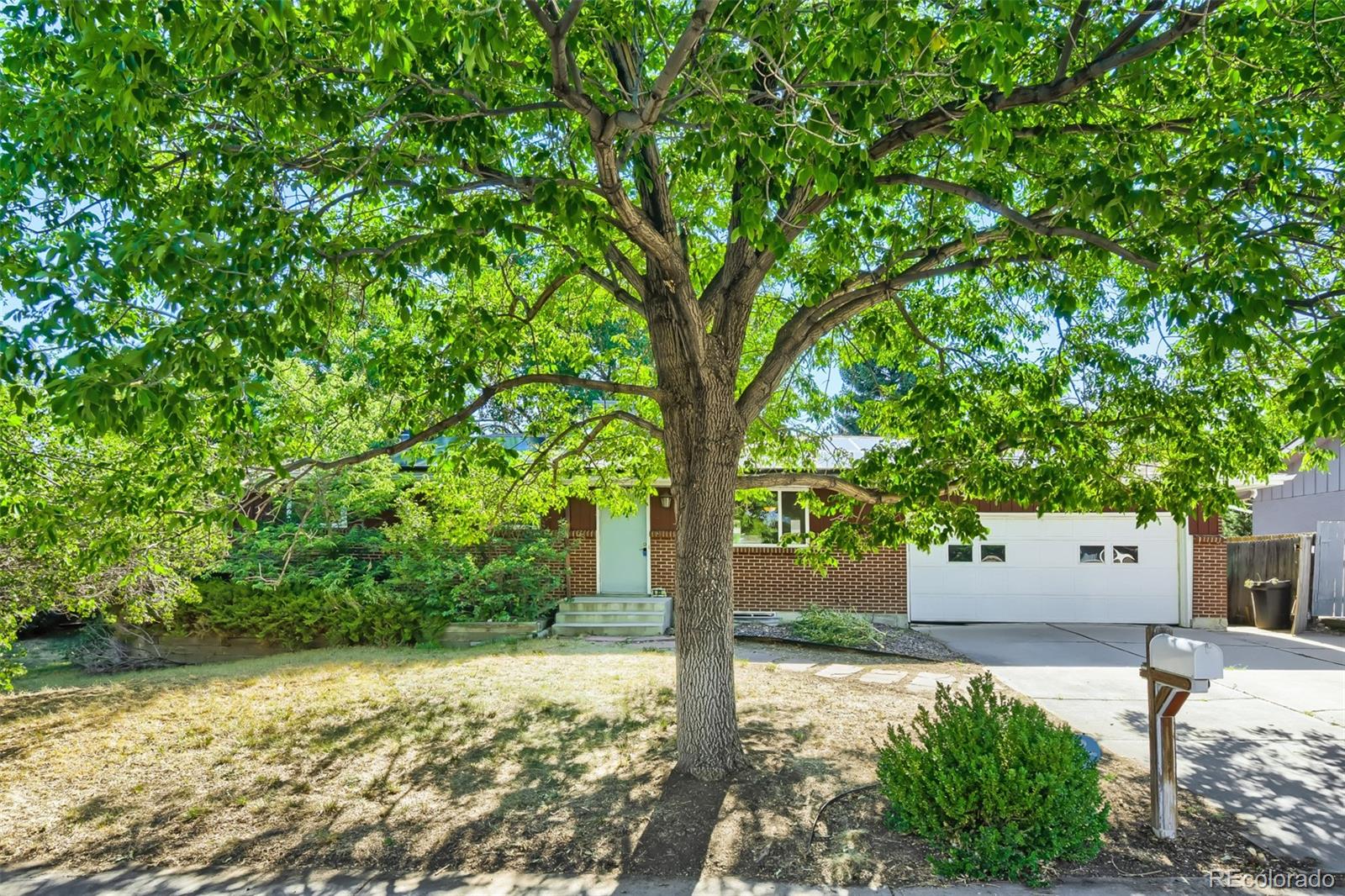 MLS Image #32 for 422 s uvalda street,aurora, Colorado