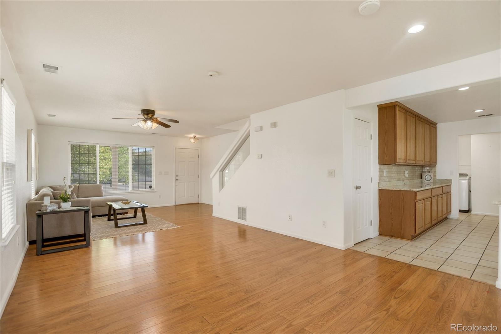 MLS Image #3 for 20410 e 55th place,denver, Colorado