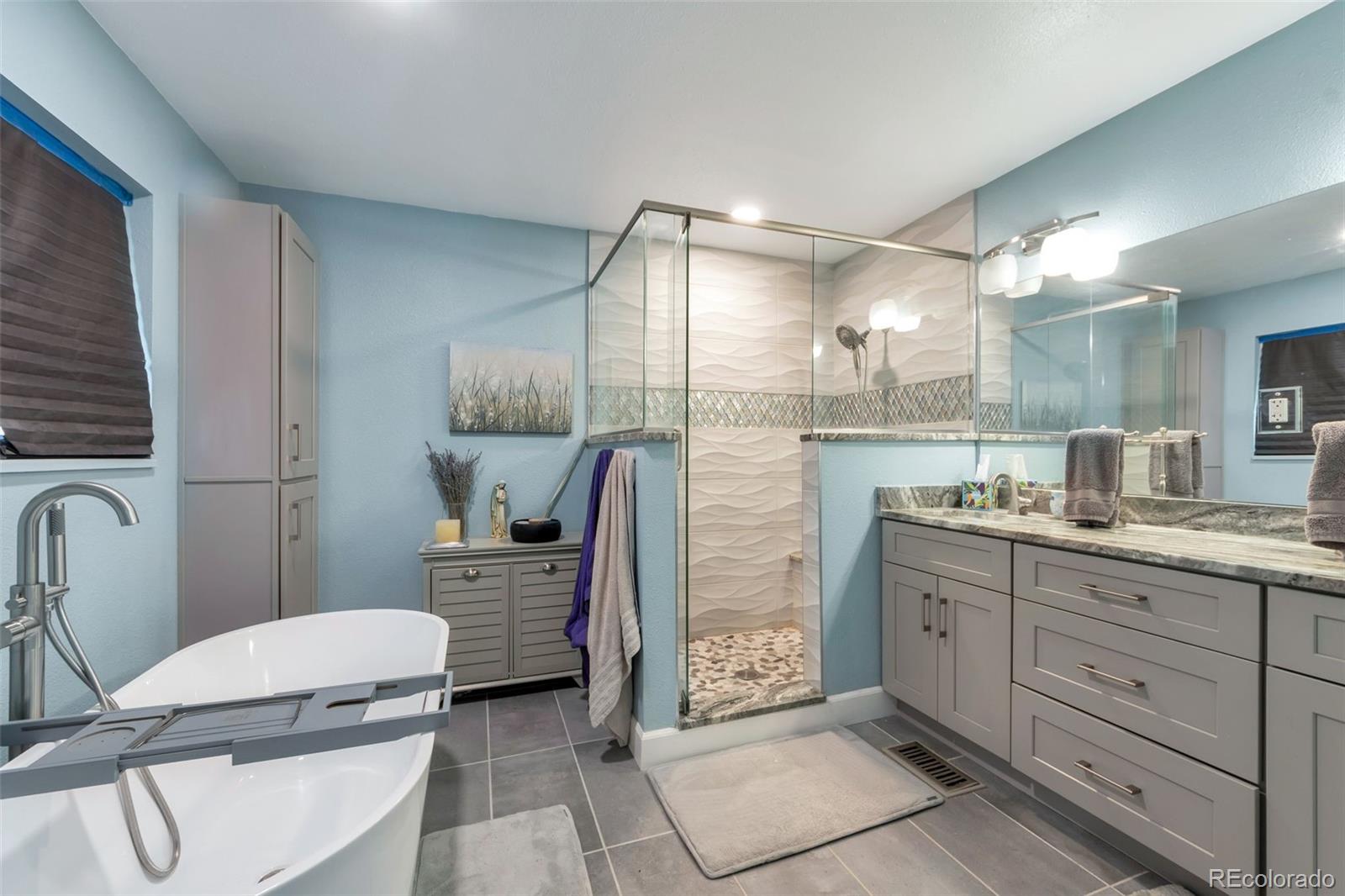 MLS Image #13 for 3117 s monaco circle,denver, Colorado
