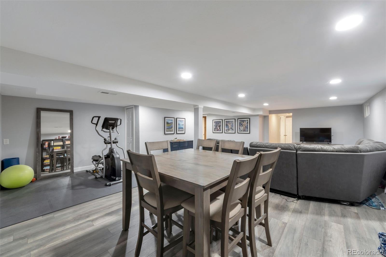 MLS Image #18 for 3117 s monaco circle,denver, Colorado