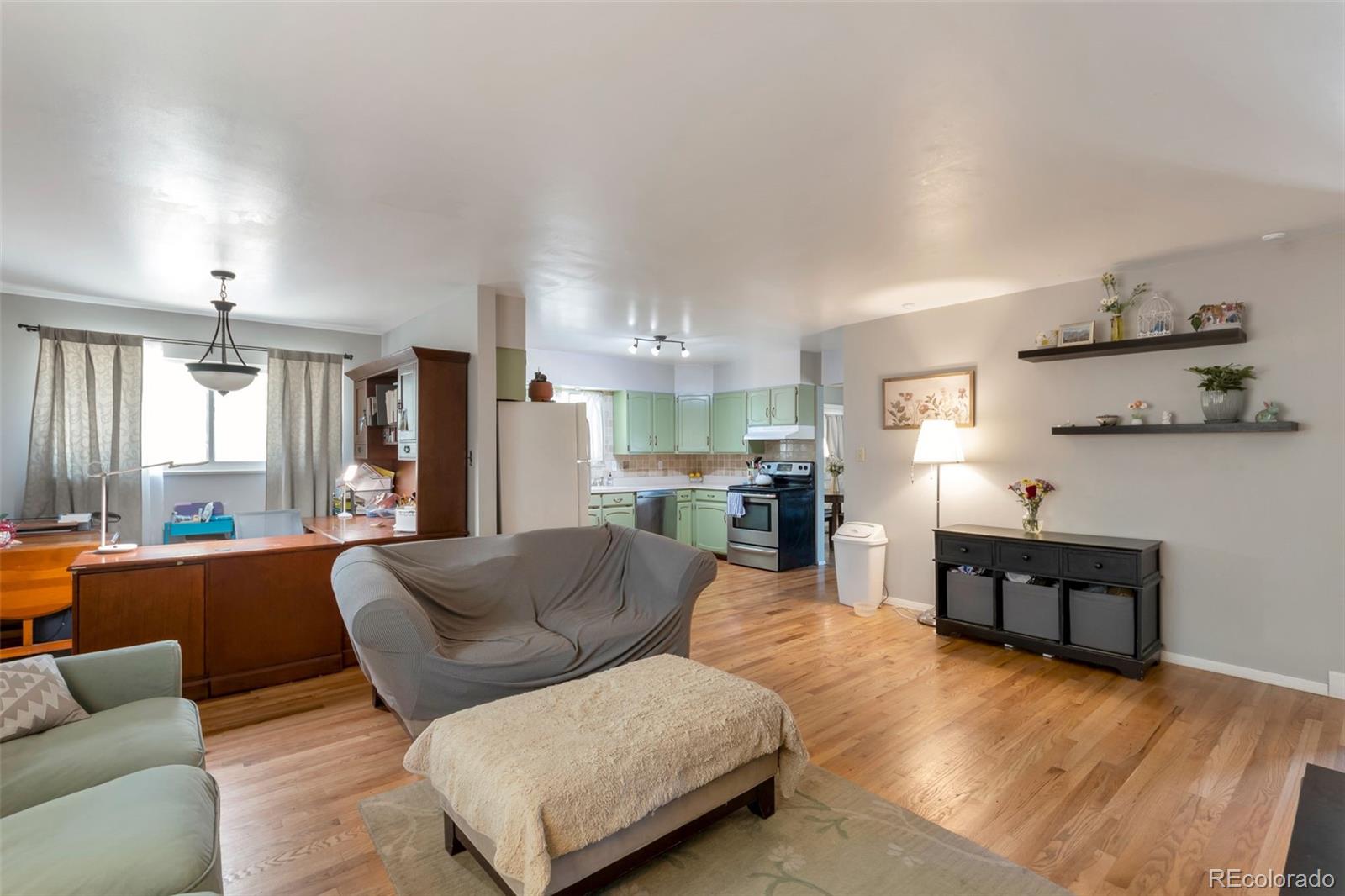 MLS Image #6 for 3117 s monaco circle,denver, Colorado