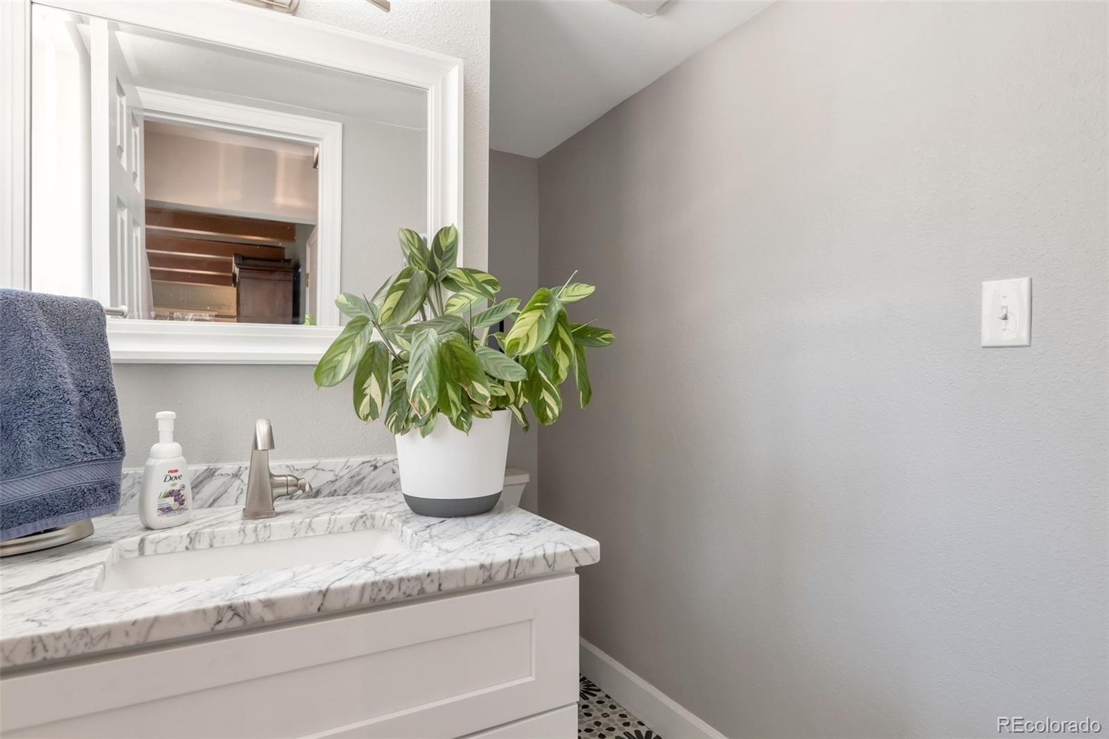 MLS Image #7 for 3117 s monaco circle,denver, Colorado