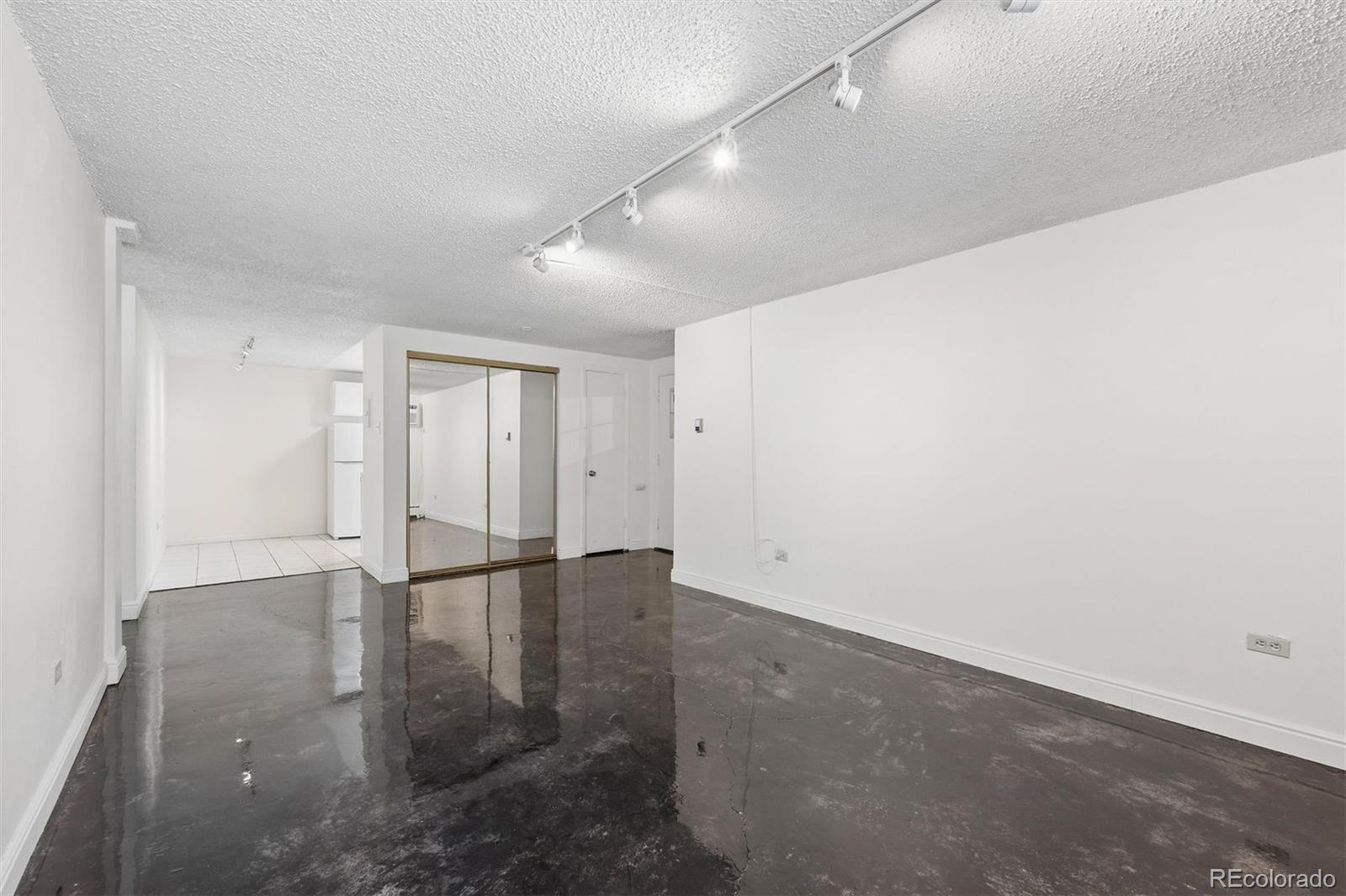 MLS Image #11 for 1050 n lafayette street 108,denver, Colorado