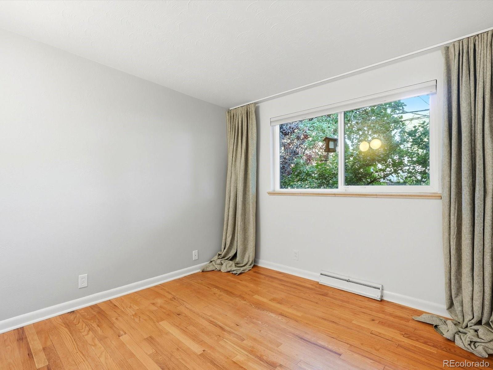MLS Image #27 for 1420 s cherry street,denver, Colorado