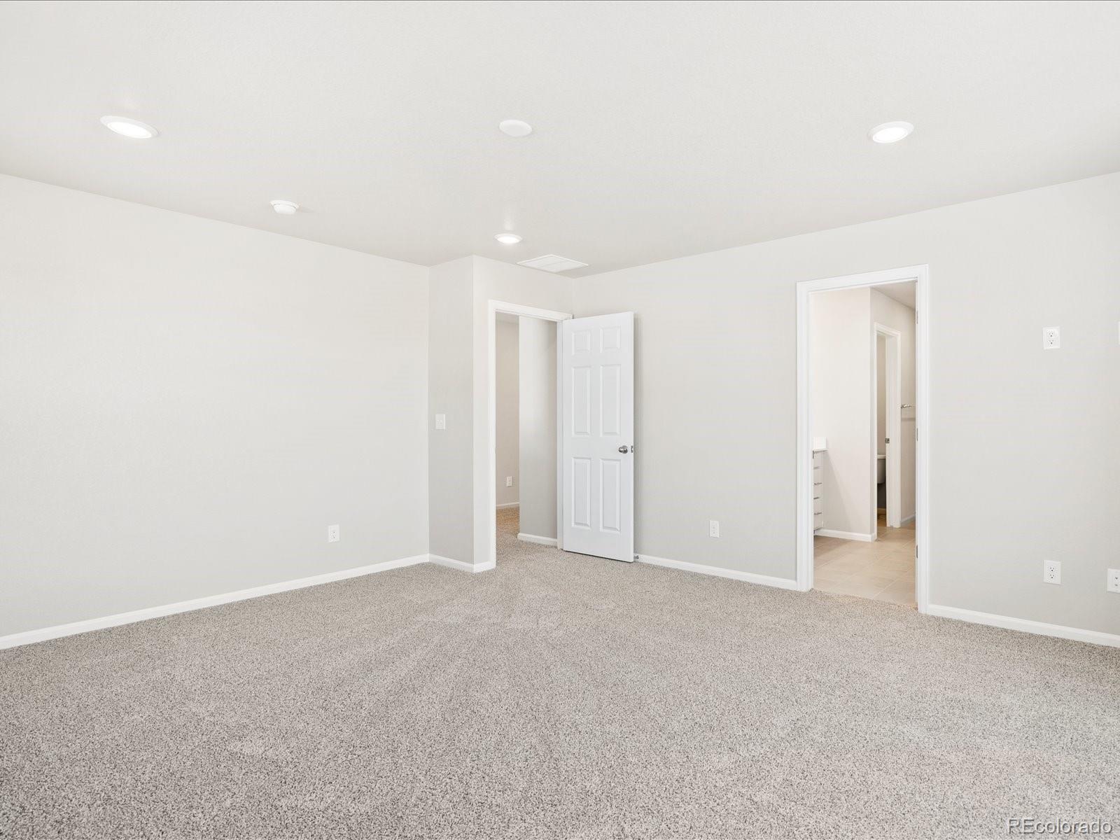 MLS Image #12 for 17617  e. 89th way,commerce city, Colorado