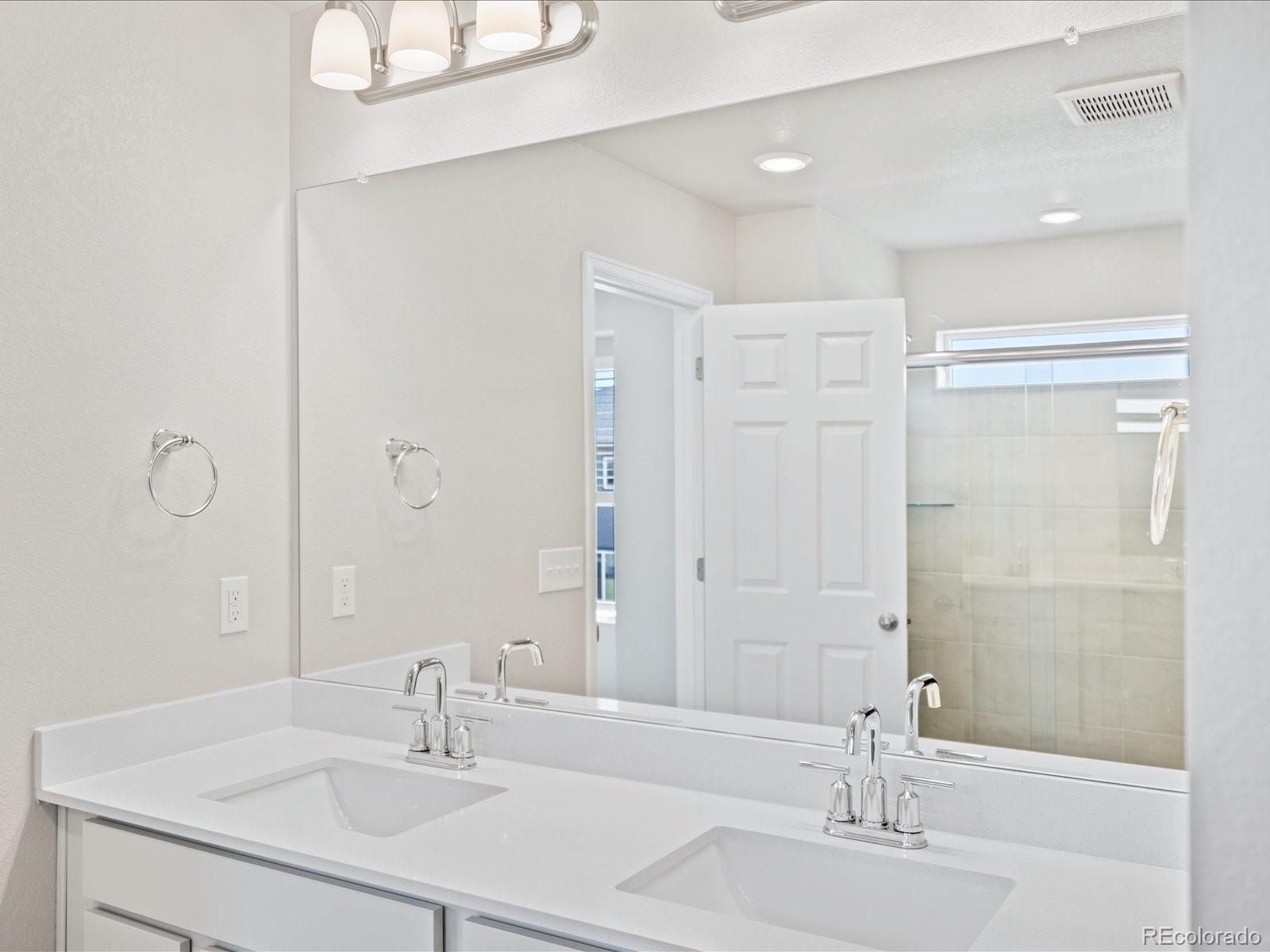 MLS Image #17 for 17617  e. 89th way,commerce city, Colorado