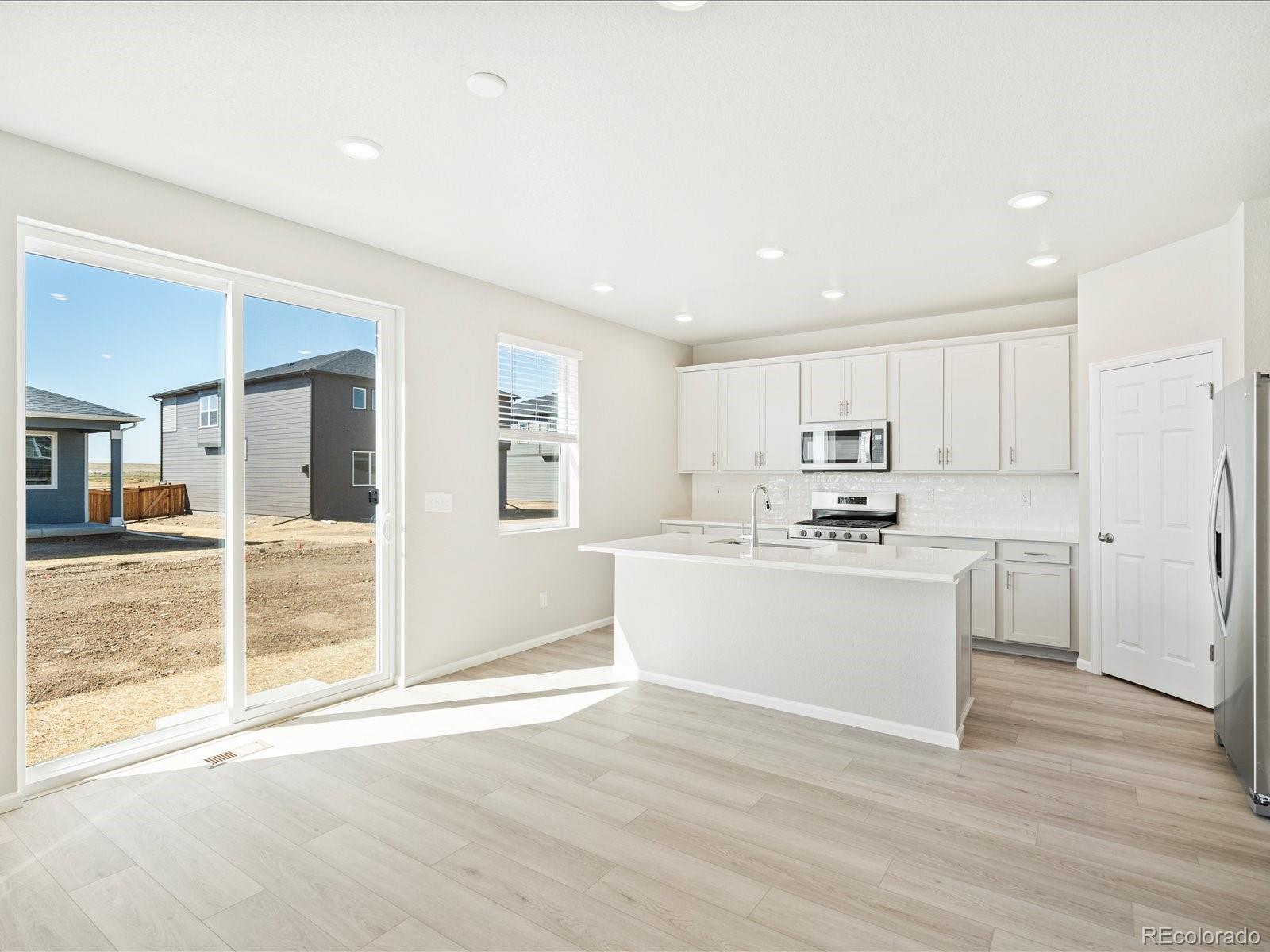 MLS Image #5 for 17617  e. 89th way,commerce city, Colorado