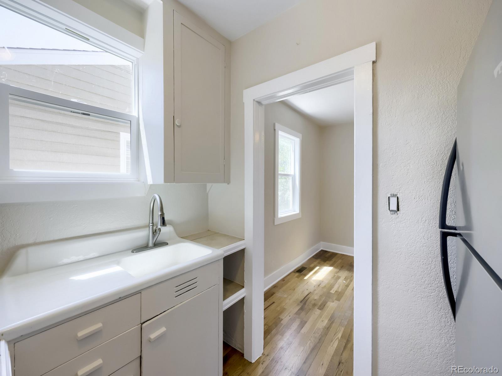 MLS Image #8 for 1336  iola street,aurora, Colorado