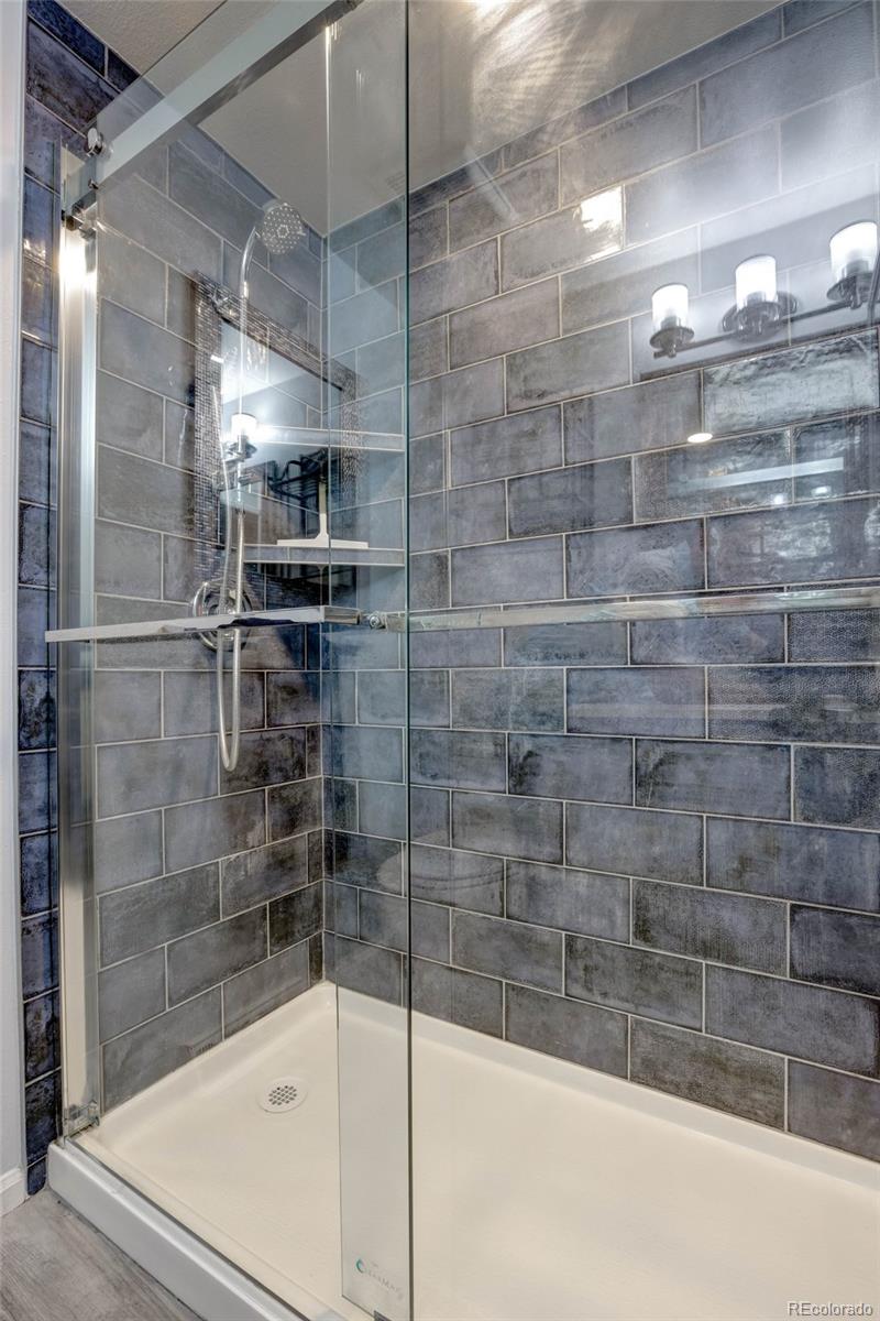 MLS Image #16 for 2433 e fremont court,littleton, Colorado