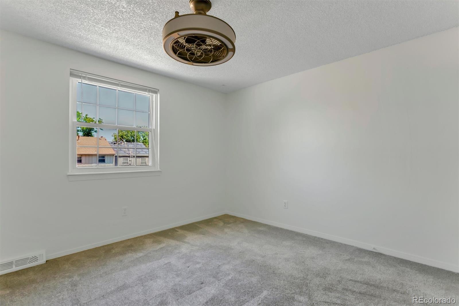 MLS Image #19 for 2433 e fremont court,littleton, Colorado