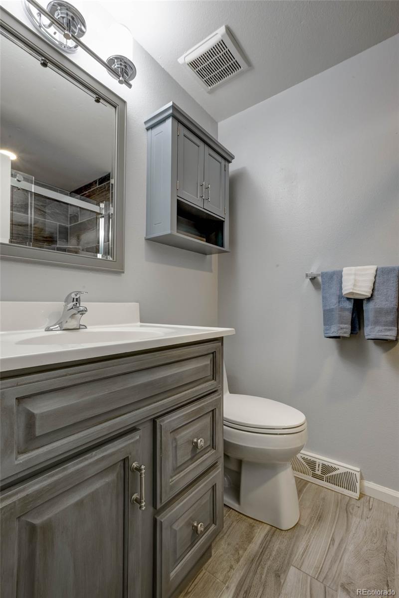 MLS Image #22 for 2433 e fremont court,littleton, Colorado
