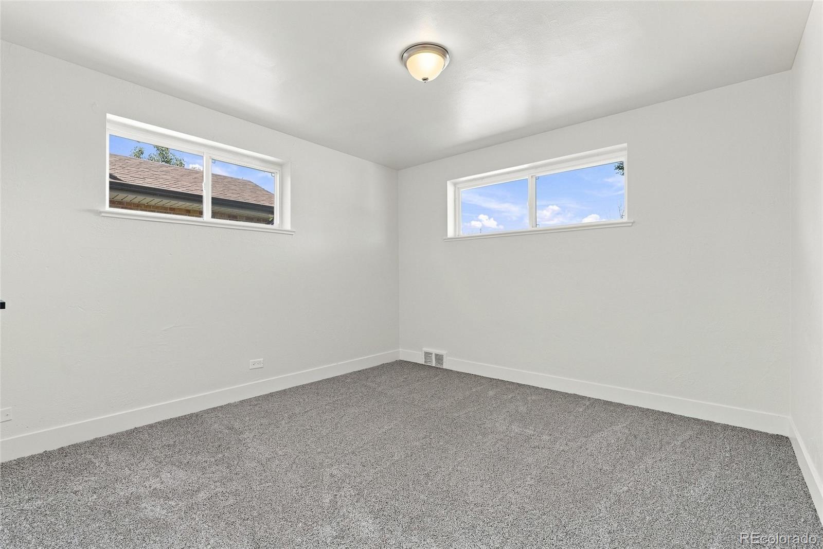 MLS Image #15 for 5340 e 33rd avenue,denver, Colorado