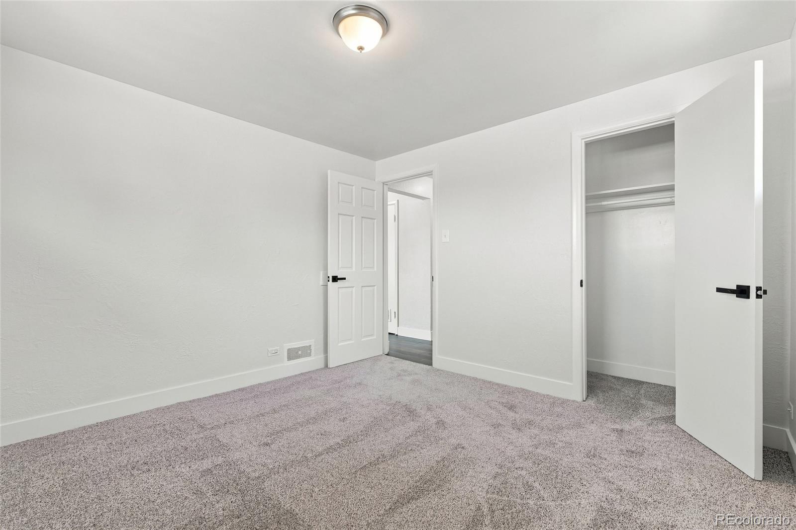 MLS Image #18 for 5340 e 33rd avenue,denver, Colorado