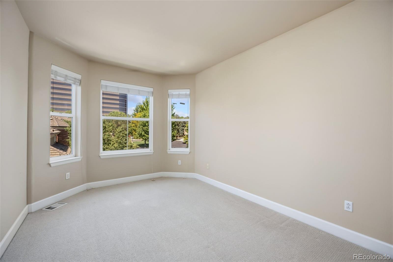 MLS Image #19 for 5448  dtc parkway,greenwood village, Colorado