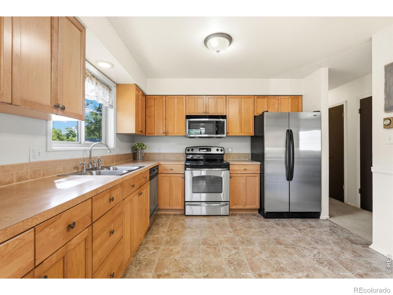 MLS Image #12 for 1955  sandalwood lane,fort collins, Colorado