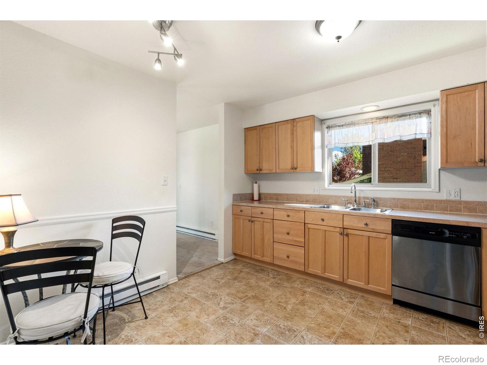 MLS Image #15 for 1955  sandalwood lane,fort collins, Colorado