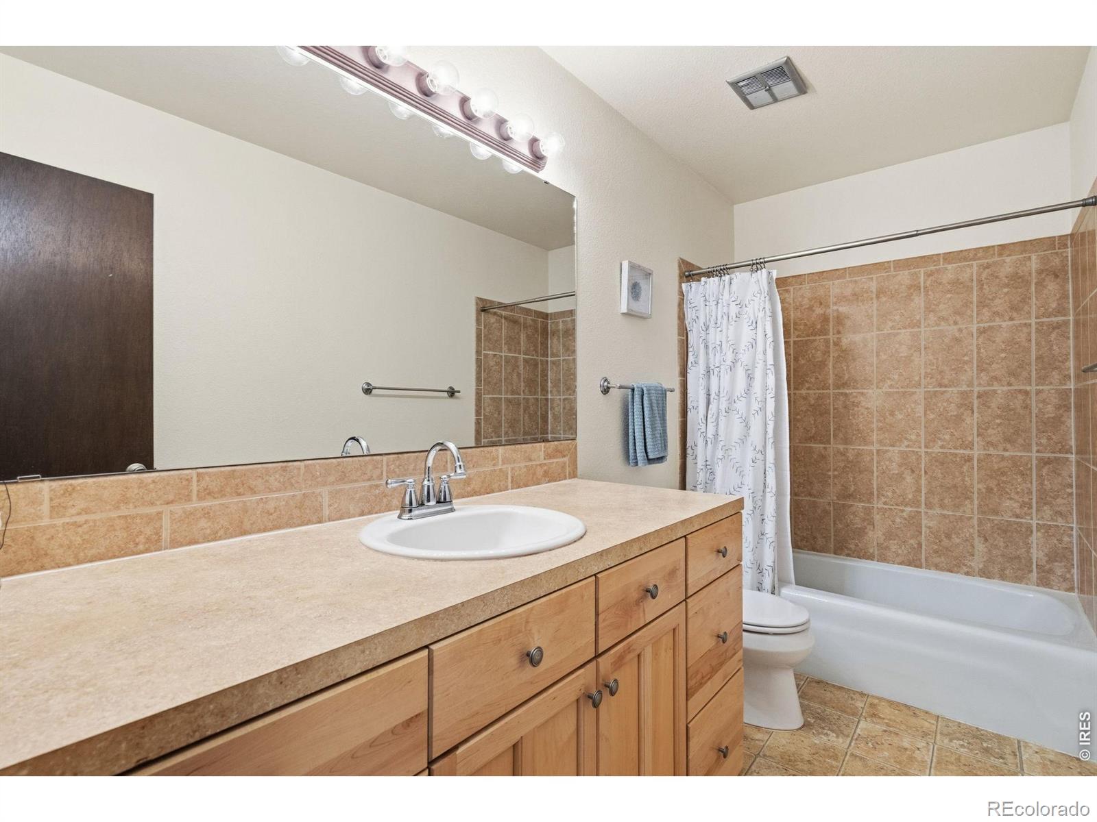 MLS Image #17 for 1955  sandalwood lane,fort collins, Colorado