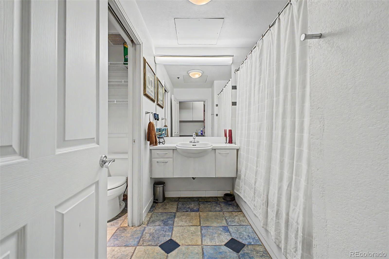 MLS Image #18 for 1499  blake street,denver, Colorado