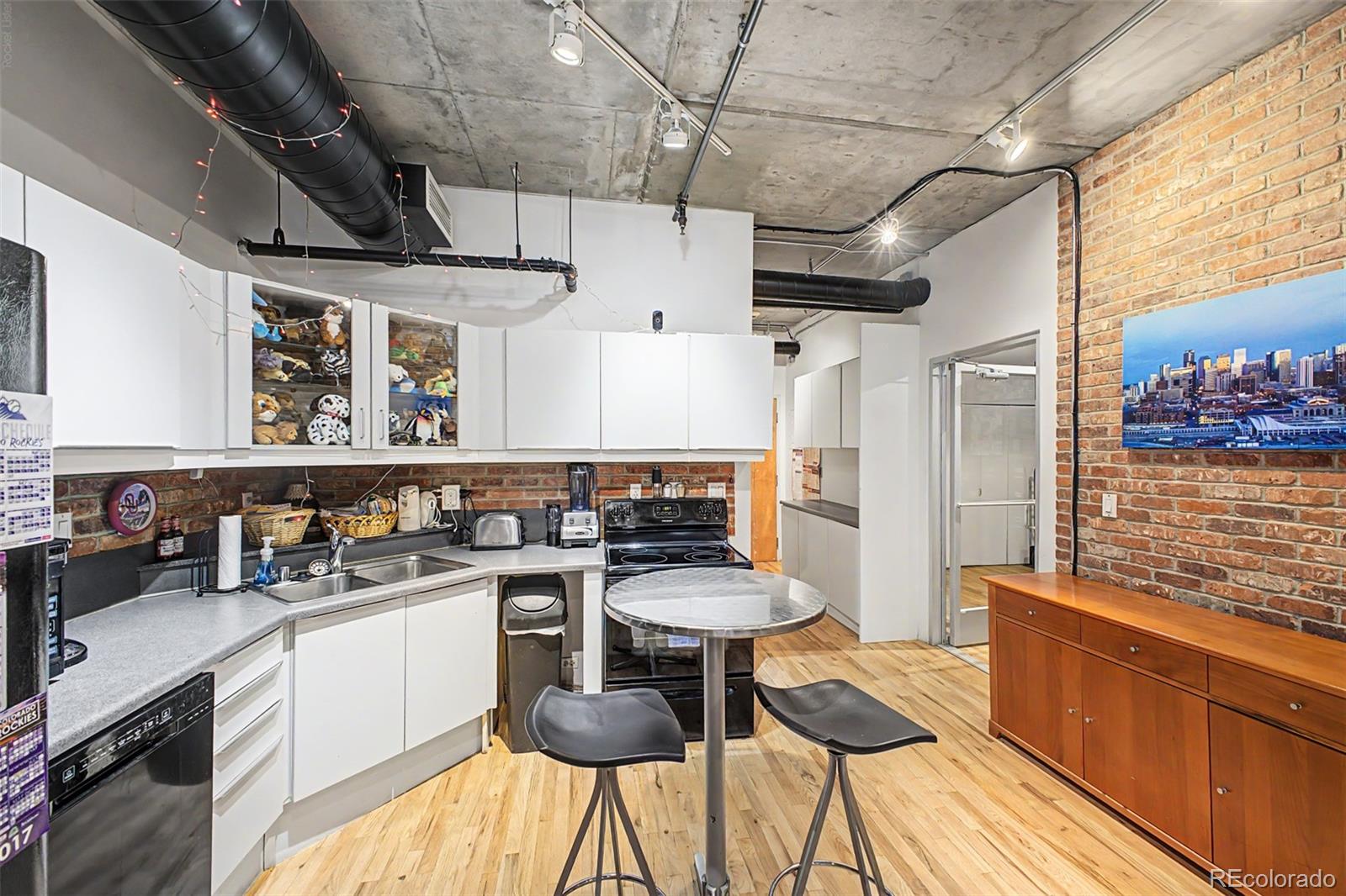 MLS Image #6 for 1499  blake street,denver, Colorado