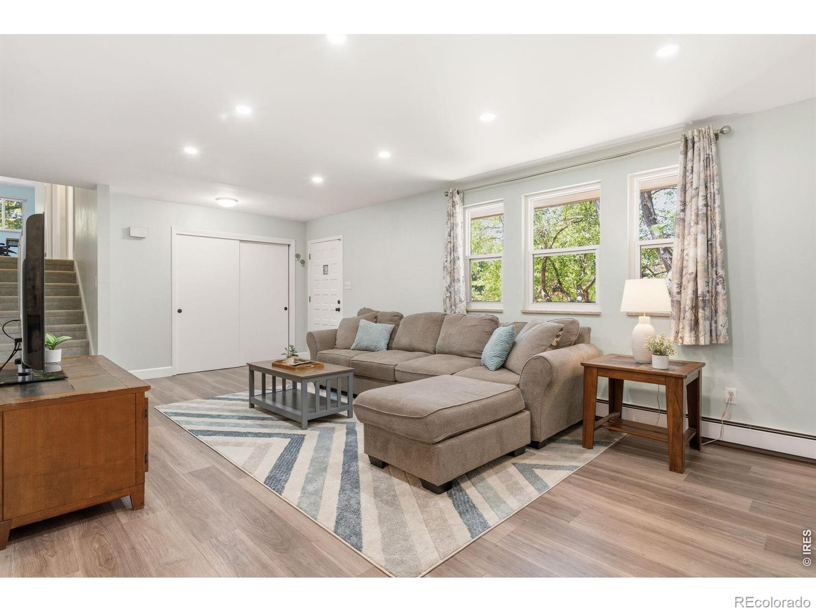 MLS Image #8 for 7616  oak street,arvada, Colorado