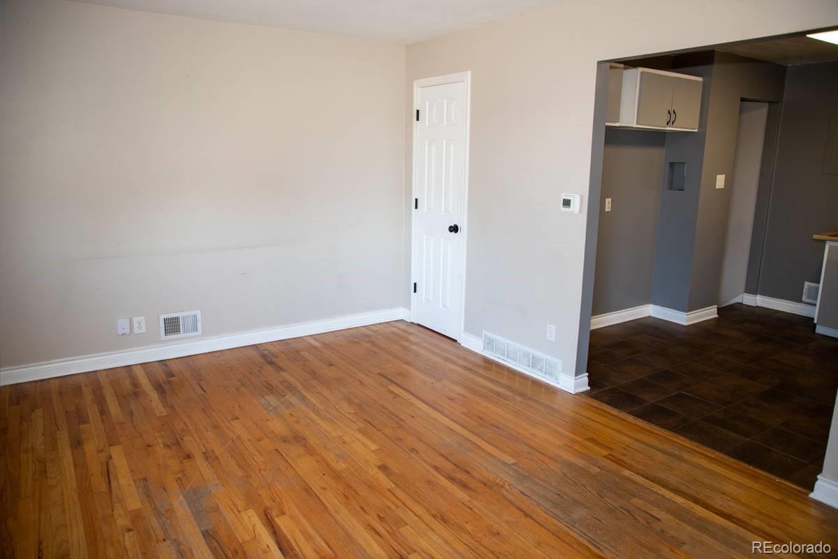MLS Image #4 for 2143  fisher way,denver, Colorado