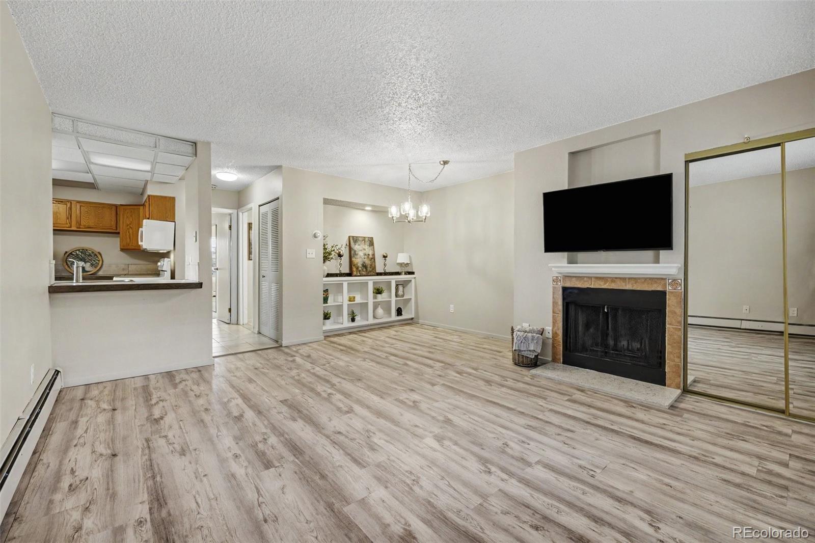 MLS Image #5 for 532  oakwood drive,castle rock, Colorado