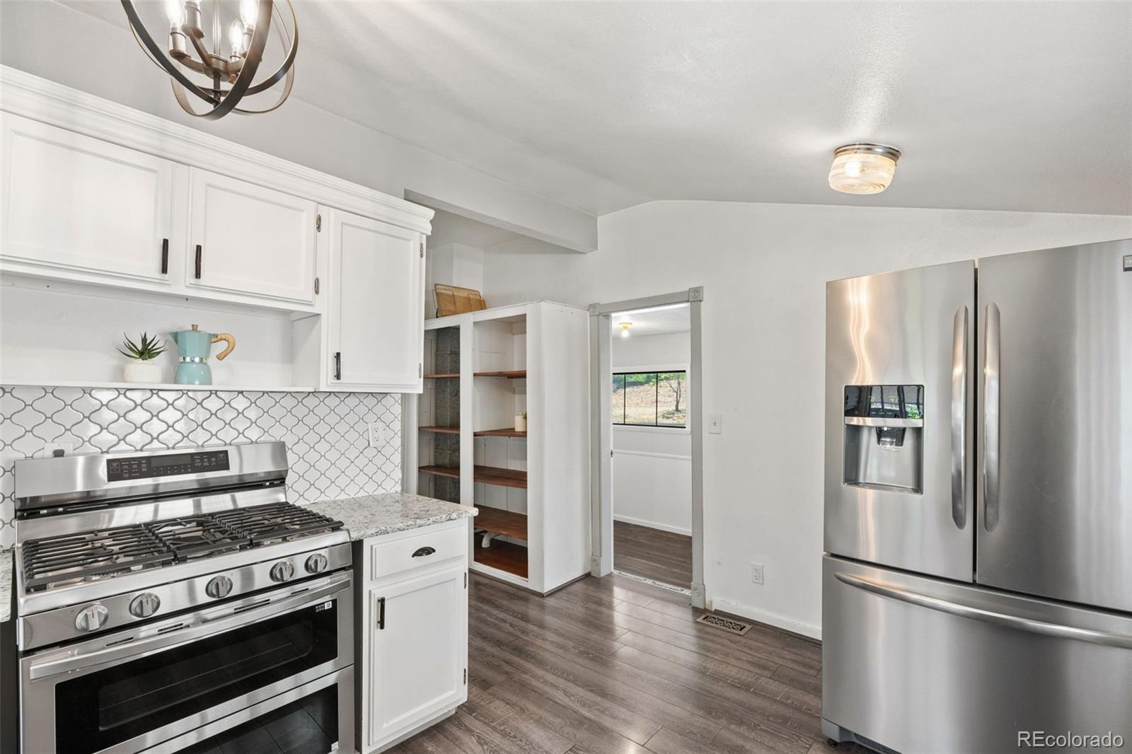 MLS Image #21 for 704 e high street,colorado springs, Colorado